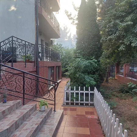 Готель Monad 3*