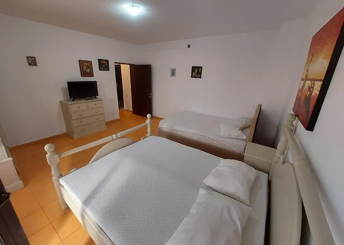 Monad 3* Ефоріє-Норд