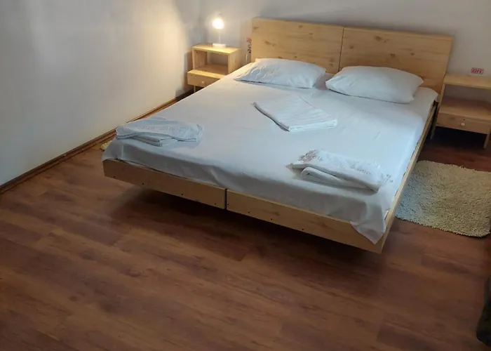 Monad Готель 3*