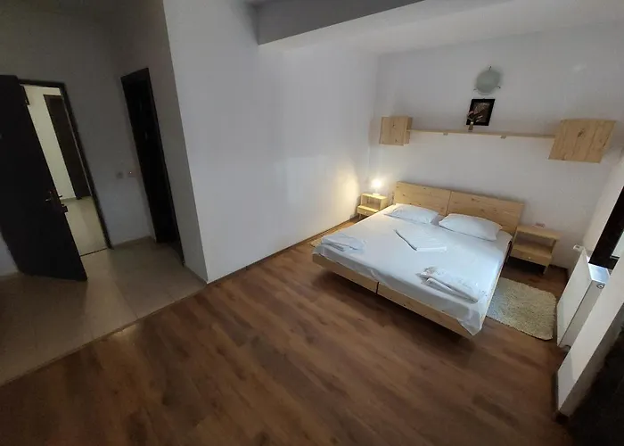 Готель Monad 3*