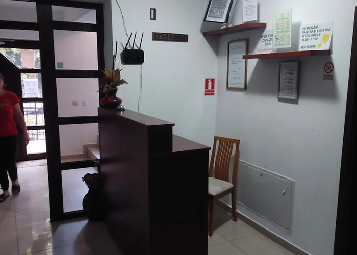 Monad Готель Ефоріє-Норд