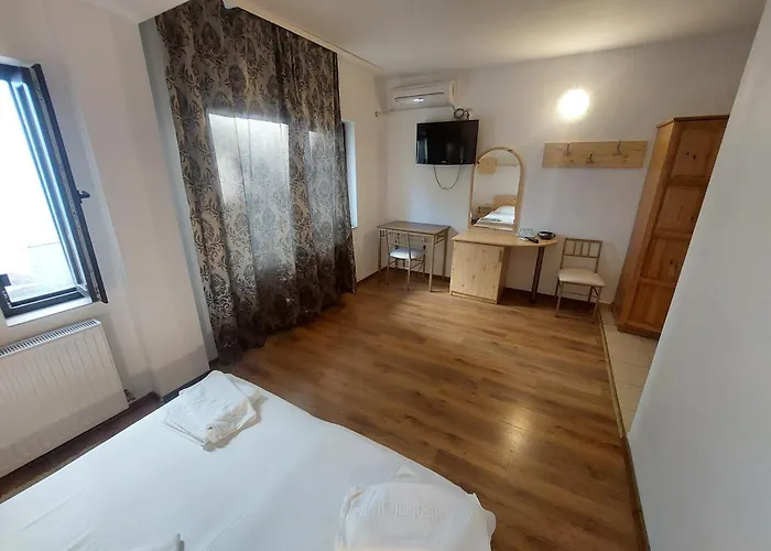 Готель Monad 3*